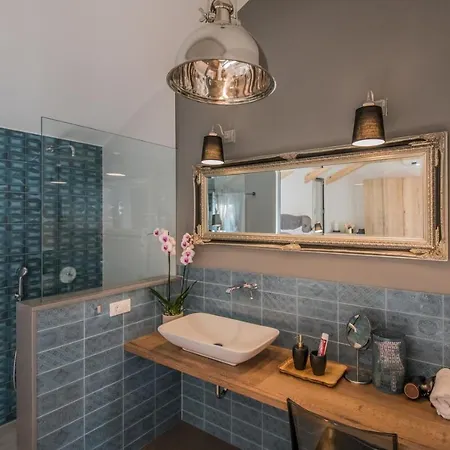 Ctma236/ Modern Decorated With Private Pool * Makarská