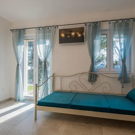 Ctma236/ Modern Decorated With Private Pool Vila